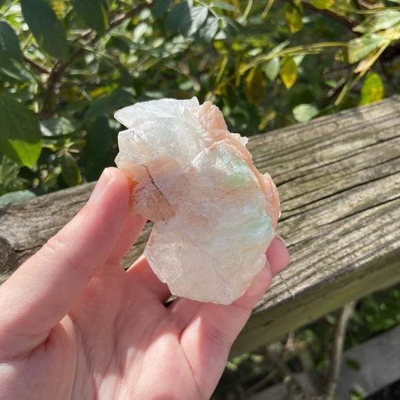 Apophyllite and green and pink peach zeolite/stilbite crystal cluster - Picture 3 of 10